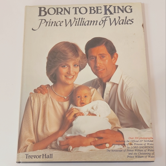 👑5 for $25- 3 Royal Books including Born to Be King, Prince William of Wales👑 - Picture 1 of 16
